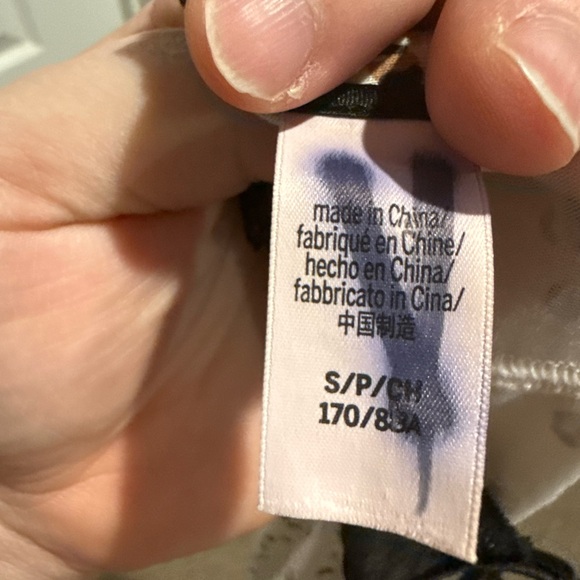 Victoria's Secret animal print lingerie - Picture 4 of 4